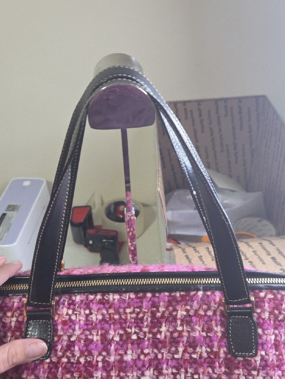 Kate Spade Vintage Pink Tweed Shoulder Bag with Black Handles - Picture 3 of 9